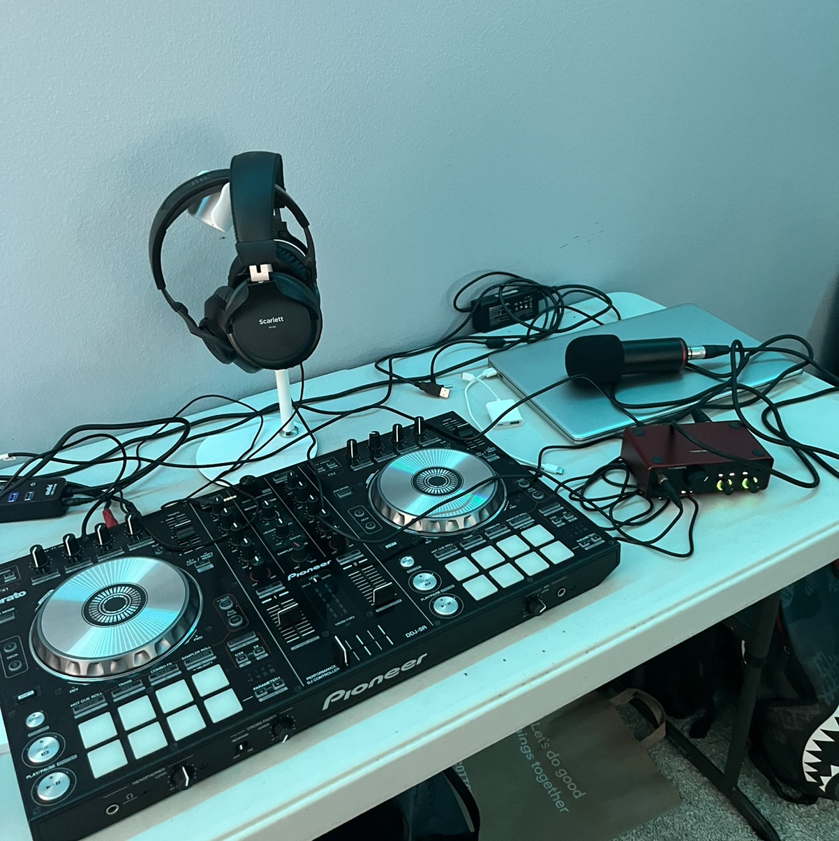DJ cxrtez