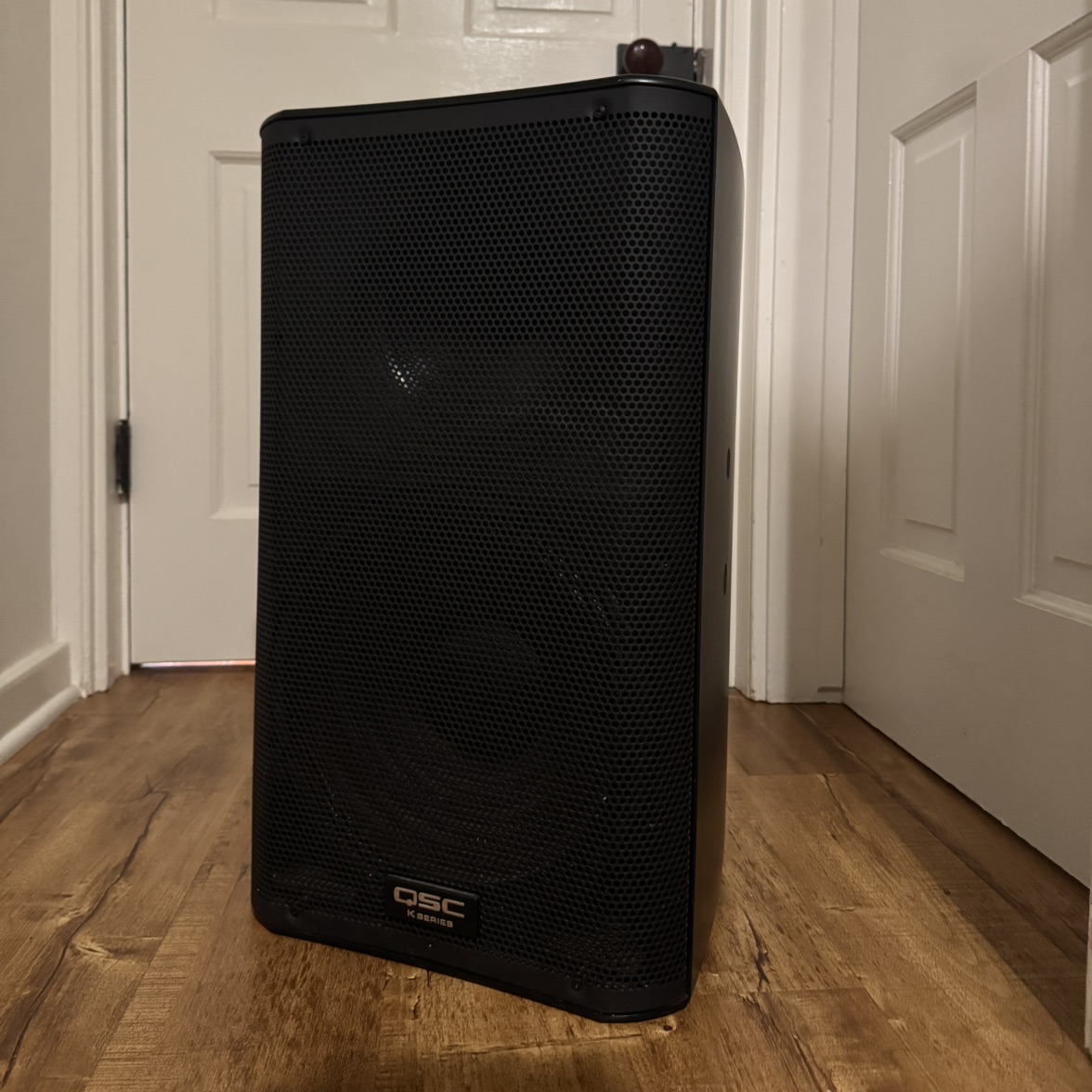 DJ